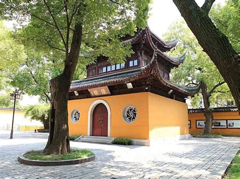  ¡Sumérgete en la Historia y la Belleza del Templo de Xiyuan en Huizhou!